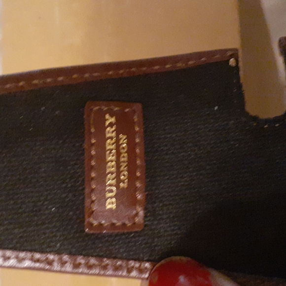BURBERRY LIPSTICK /CIGARETTE HOLDER CASE - Picture 7 of 12